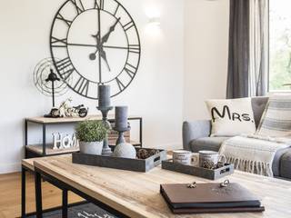 3-Zimmer Wohnung im Industristil in München, ADDA Home Staging ADDA Home Staging Phòng khách phong cách công nghiệp