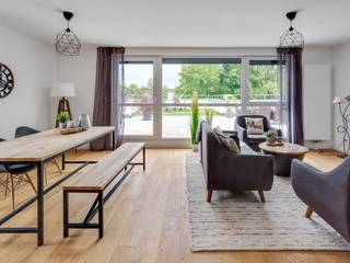 3-Zimmer Wohnung violett & braun in München, ADDA Home Staging ADDA Home Staging Modern living room