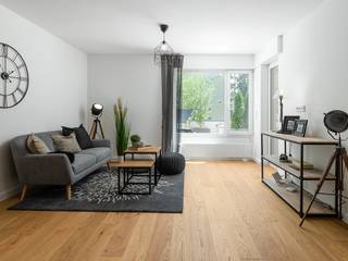 4-Zimmer Wohnung verkauft bei der ersten Besichtigung, München, ADDA Home Staging ADDA Home Staging Phòng khách phong cách công nghiệp