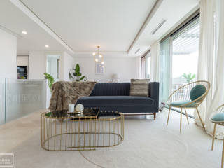 Home Staging en duplex con muebles de alquiler en Chamartin - Madrid, Theunissen Home Staging Madrid Theunissen Home Staging Madrid Phòng khách phong cách chiết trung