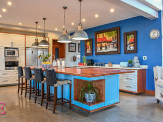Blue Shaker-style Open-plan Kitchen, Ergo Designer Kitchens & Cabinetry Ergo Designer Kitchens & Cabinetry Вбудовані кухні Інженерне дерево Синій