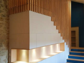 Escalier rangements design, C'Design C'Design Corridor, hallway & stairsStairs Solid Wood White