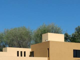 Casa de fin de semana, Alberto M. Saavedra Alberto M. Saavedra Eclectic style windows & doors Aluminium/Zinc