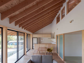 三島の家/house of mishima, STUDIO RAKKORA ARCHITECTS STUDIO RAKKORA ARCHITECTS Moderne woonkamers