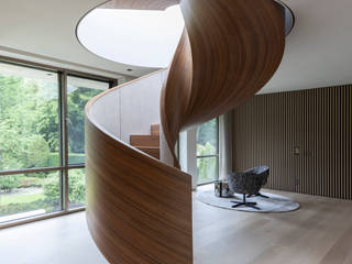 Skulpturtreppe in Hannover, Nautilus Treppen GmbH&Co.KG Nautilus Treppen GmbH&Co.KG บันได ไม้ Wood effect