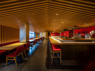 Kamimachi / 神町 - japanese noodle&restaurant, 山森隆司建築設計事務所 / Yamamori Architect & Associates 山森隆司建築設計事務所 / Yamamori Architect & Associates Commercial spaces Wood Wood effect