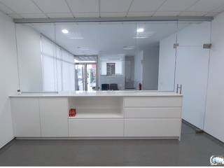 Mobiliario de oficina, Almacén de Carpintería Gómez Almacén de Carpintería Gómez Commercial spaces