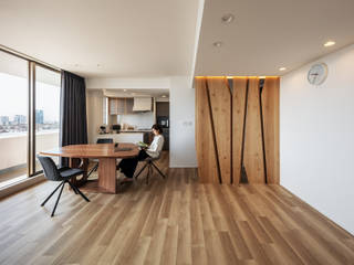 Slit wallの家 Re:, 株式会社seki.design 株式会社seki.design Livings modernos: Ideas, imágenes y decoración