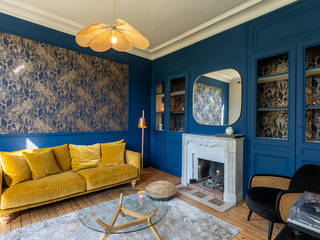 Agencement et décoration d’une sublime maison , MISS IN SITU Clémence JEANJAN MISS IN SITU Clémence JEANJAN Eclectic style living room Wood Blue