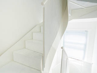 Weiße Stahltreppe im Industrial Look, Siller Treppen/Stairs/Scale Siller Treppen/Stairs/Scale Stairs