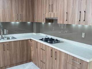 Remodelaciones de cocinas, N&V diseño y construcción N&V diseño y construcción Built-in kitchens
