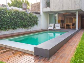 Dependance con piscina, sandra marchesi architetto sandra marchesi architetto مسبح لانهائي