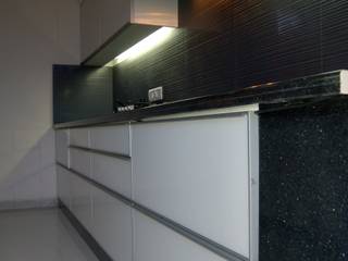 Kitchens, xpoz interiors xpoz interiors 置入式廚房 玻璃