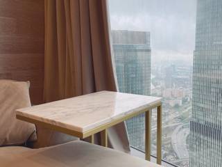 Столик приставной из белого мрамора , Newforge-msk Newforge-msk Living room سنگ مرمر