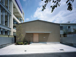 光の降る平屋 / House in Sakai, 藤原・室 建築設計事務所 藤原・室 建築設計事務所 Modern Houses