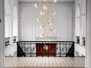 Ikebana by Romani Saccani Architetti Associati, MULTIFORME® lighting MULTIFORME® lighting 클래식스타일 서재 / 사무실