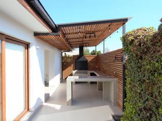 Rescatando el patio trasero, construccion de quincho en espacio residual , Arquitectura y Oficios Arquitectura y Oficios Varandas, alpendres e terraços mediterrâneo