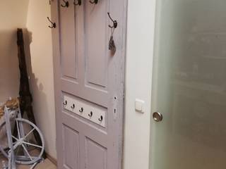 Landhaus Garderobe, Shabby, Alte Türe, Alfreds Gschäft Alfreds Gschäft البلد، لقب، الرواق، رواق، &، درج