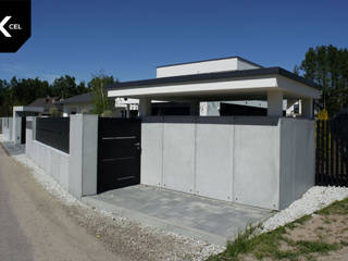 Dark Shadow. Czarne ogrodzenie aluminiowe z murkami z betonu atchitektonicznego, XCEL Fence XCEL Fence Front garden