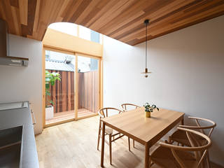 久世の家, HAMADA DESIGN HAMADA DESIGN Living room Solid Wood Multicolored