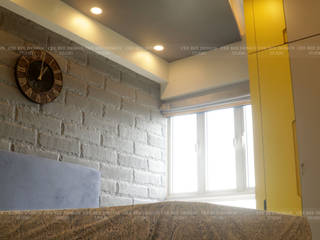 3BHK Contemporary Home, CeeBee Design Studio CeeBee Design Studio BedroomBeds & headboards Bamboo Blue