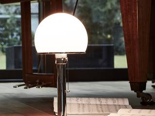 Leuchtende Klassiker: Bauhaus-Lampen mit Stil, Skapetze Lichtmacher Skapetze Lichtmacher Moderne Arbeitszimmer