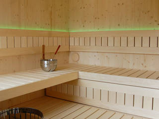 Design-Saunahaus - Gartensauna mit Bullaugenfenster , SQUARE Saunahaus SQUARE Saunahaus Modern spa Wood Wood effect