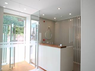 Projeto - Arquitetura de Interiores - Clinica EA Smile, Areabranca Areabranca Commercial spaces