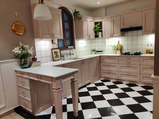 Grandeur en Vogue, The Mystique Interiors The Mystique Interiors Muebles de cocinas Azulejos