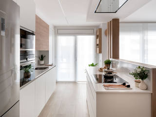 Nuevo Hogar para Familias Jóvenes [Diseño de Interiores], Erika Suberviola Interiorismo & Feng Shui Erika Suberviola Interiorismo & Feng Shui Modern kitchen