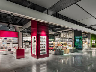 Perfumery at Stuttgart Airport , DITTEL ARCHITEKTEN GMBH DITTEL ARCHITEKTEN GMBH Gewerbeflächen