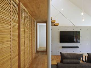 宿町の家-shukucho, 株式会社 空間建築-傳 株式会社 空間建築-傳 Living room Wood Wood effect