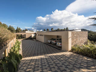 CASA JARDIN - CV88, BASSICO ARQUITECTOS BASSICO ARQUITECTOS Casas modernas Betão