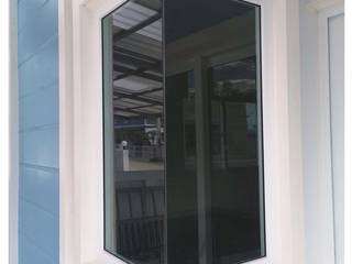 กระจก-หักมุม upvc, ร้าน ชัยดล ยูพีวีซี พัทยา ประตู - หน้าต่าง upvc ร้าน ชัยดล ยูพีวีซี พัทยา ประตู - หน้าต่าง upvc Окна и двери в классическом стиле Пластик Белый