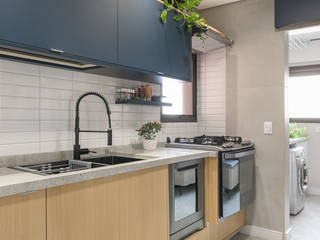 Santo Amaro - Marcenaria, Concept Engenharia + Design Concept Engenharia + Design KitchenCabinets & shelves