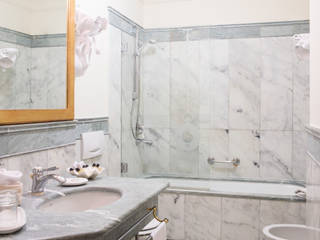 suite albergo, studio lenzi e associati studio lenzi e associati Classic style bathroom