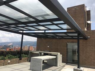 Pergolas - Marquesinas, German Blanco Arquitectos German Blanco Arquitectos Moderner Balkon, Veranda & Terrasse