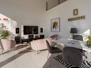 IQreative Showroom (Comercial), Daryl Gabin - Photo & Video Daryl Gabin - Photo & Video Комерційні приміщення