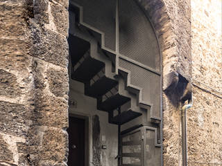 Riqualificazione di un vecchio fienile - Latina, Studio Angelo Luigi Tartaglia Studio Angelo Luigi Tartaglia Modern corridor, hallway & stairs