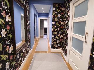 ABASOTO, EGUIARQ S.L. EGUIARQ S.L. Eclectic corridor, hallway & stairs Paper Blue