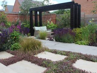 Sloped New-Build Plot to Relaxing Garden, Lush Garden Design Lush Garden Design Modern Garden
