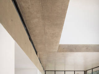 Casa Pingüinos 268, CRBN | Carbone Arquitectos CRBN | Carbone Arquitectos Ruang Keluarga Modern Beton