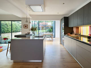 An Open and Gorgeous Kitchen Project, Hobson's Choice Hobson's Choice مطبخ ذو قطع مدمجة الخشب هندسيا Transparent
