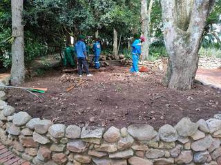 LABYRINTH at a reflexology studio in hillcrest, Paul's Plantscapes Landscapes Paul's Plantscapes Landscapes حديقة