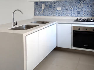 Remodela tu cocina integral en Santa Marta, Remodelar Proyectos Integrales Remodelar Proyectos Integrales Built-in kitchens Quartz