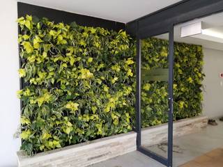 Reception and Dining Area Green Wall - Retirement Village, Modiwall Vertical Gardens Modiwall Vertical Gardens Commercial spaces