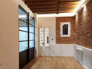 Antes y Después: Hermosa Vivienda Estilo Mediterráneo en Barcelona, Teknocuines Teknocuines 지중해스타일다이닝 룸