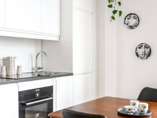 Appartement parisien de 45 m2 pour un couple avec un nouveau né, Parisdinterieur Parisdinterieur Кухня