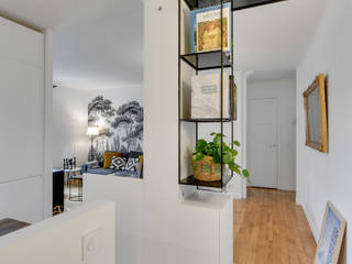 Un premier achat pour ce couple avec un bébé, Parisdinterieur Parisdinterieur Modern Corridor, Hallway and Staircase