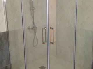 Renove o seu WC com CONFIANÇA e QUALIDADE, Shower&Smile Shower&Smile Baños de estilo moderno